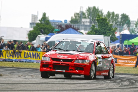 KM Racing