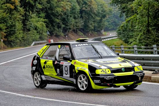 LAMA RACING