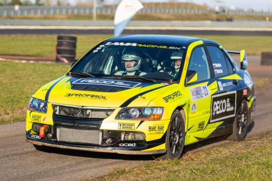 LAMA RACING